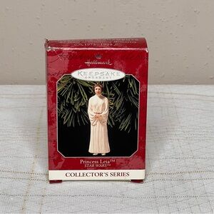 1998 Hallmark PRINCESS LEIA Ornament : 2nd in the Star Wars Series